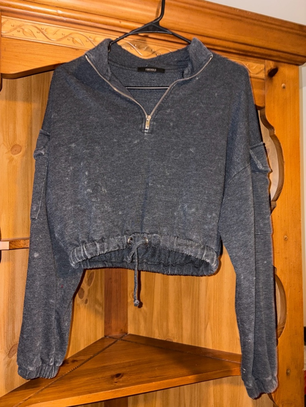 Cropped Sweatshirt